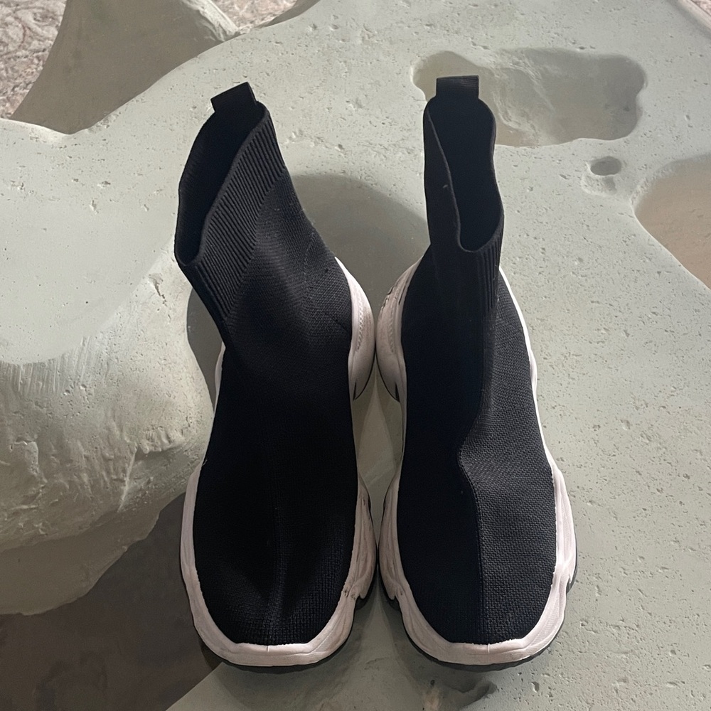 PrettyLittleThing Black and White Sneakers